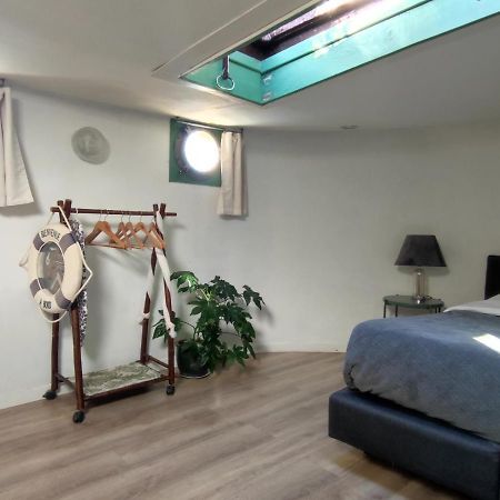 图罗特Bateau Entre Lille Et Paris住宿加早餐旅馆 外观 照片